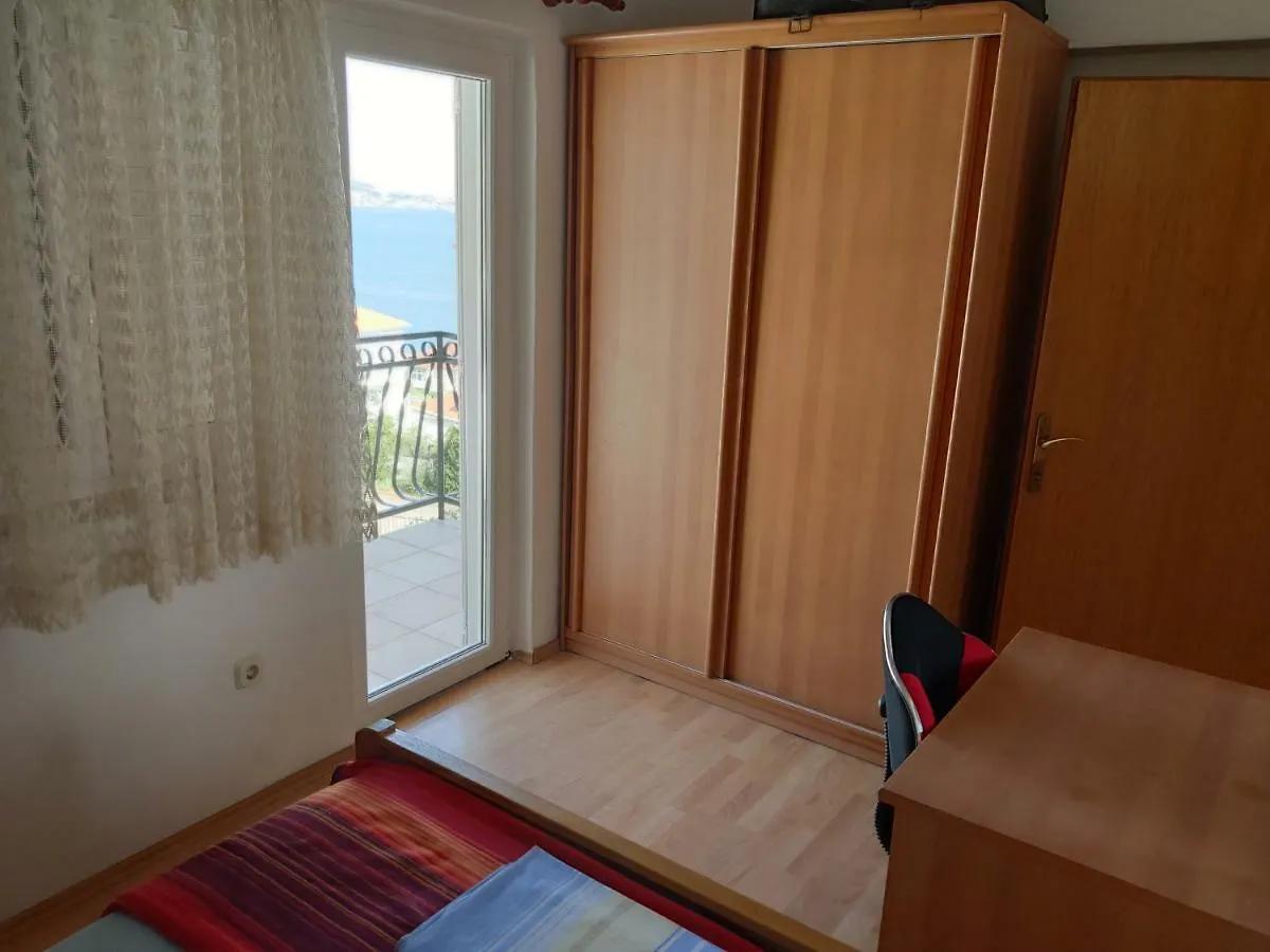 Eva Apartment 1 Trogir Croatia